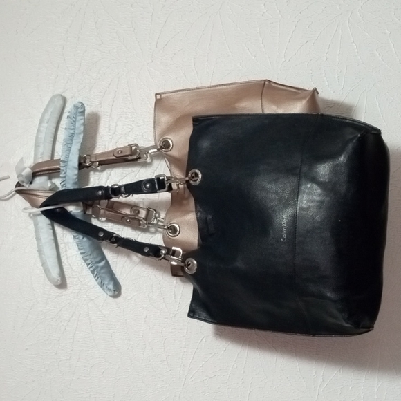 Calvin Klein Handbags - CALVIN KLEIN BUNDLE/2